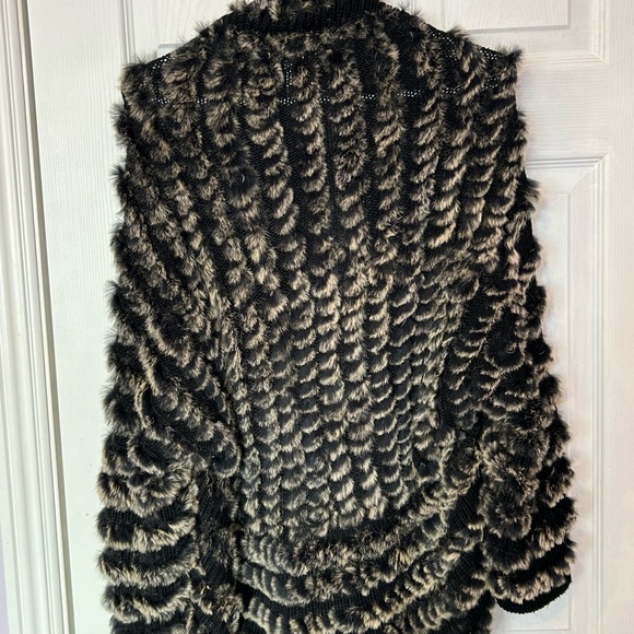 100% rabbit fur cardigan - Picture 3 of 3
